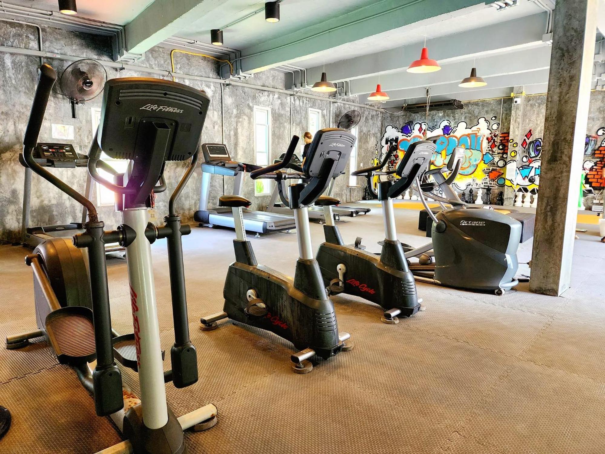 Apartment Replay Near Strand Bang Rak
